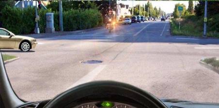 Which vehicle must you give way to if you intend to make a right turn at an intersection?