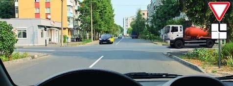 When passing straight through the intersection it is necessary to give way to