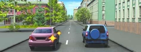 When changing back into the lane of the same direction, does the driver of the car finishing the overtaking have an advantage over the driver moving in that lane?